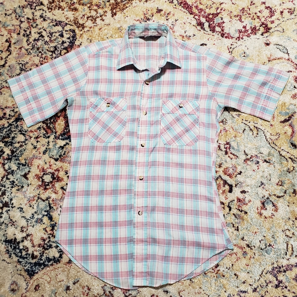 Levi's Plaid Curved Hem Short Sleeve Button Down Shirt Size Small